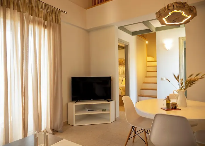 Kotroni * Finikounda